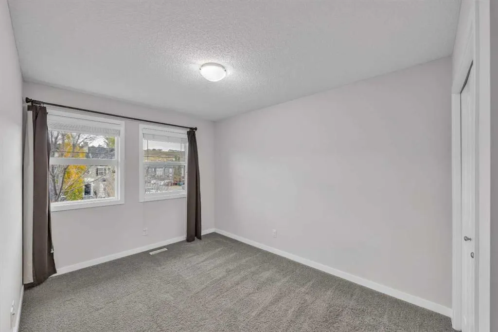 342 Chaparral Valley Drive SE