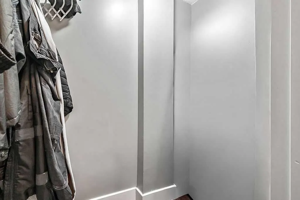 4455A Greenview Drive NE, #409