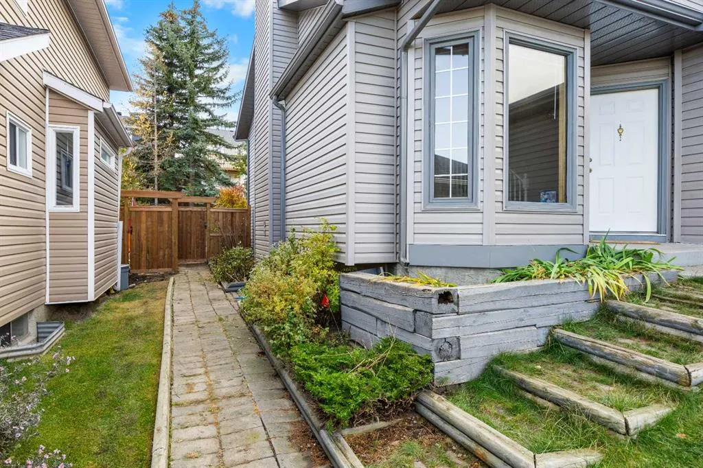51 Macewan Park Rise NW