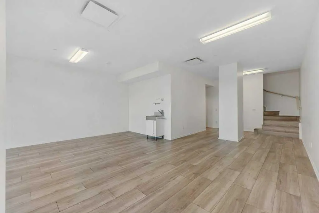 615 6 Avenue SE, #130