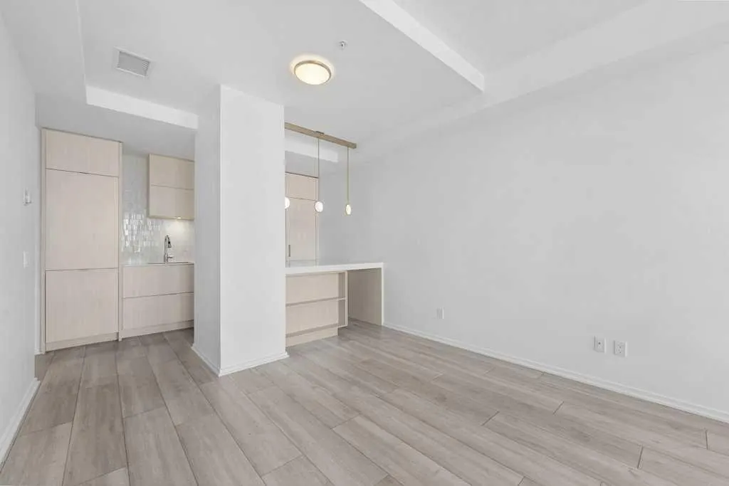615 6 Avenue SE, #130