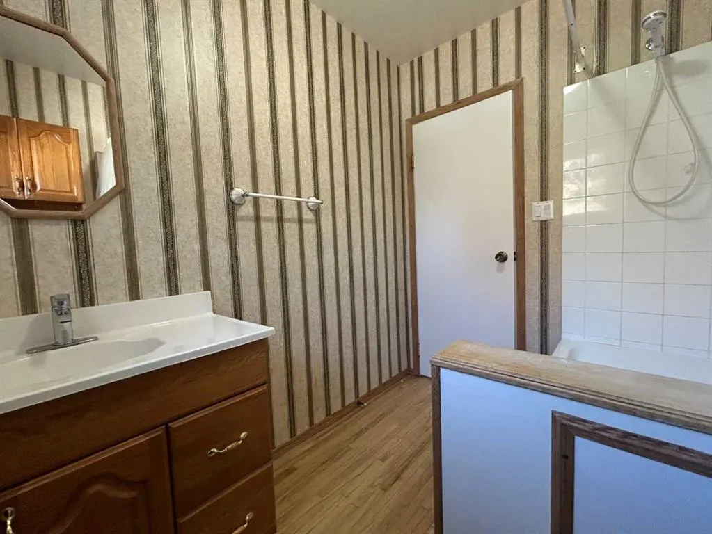 46 46 Street, #4516