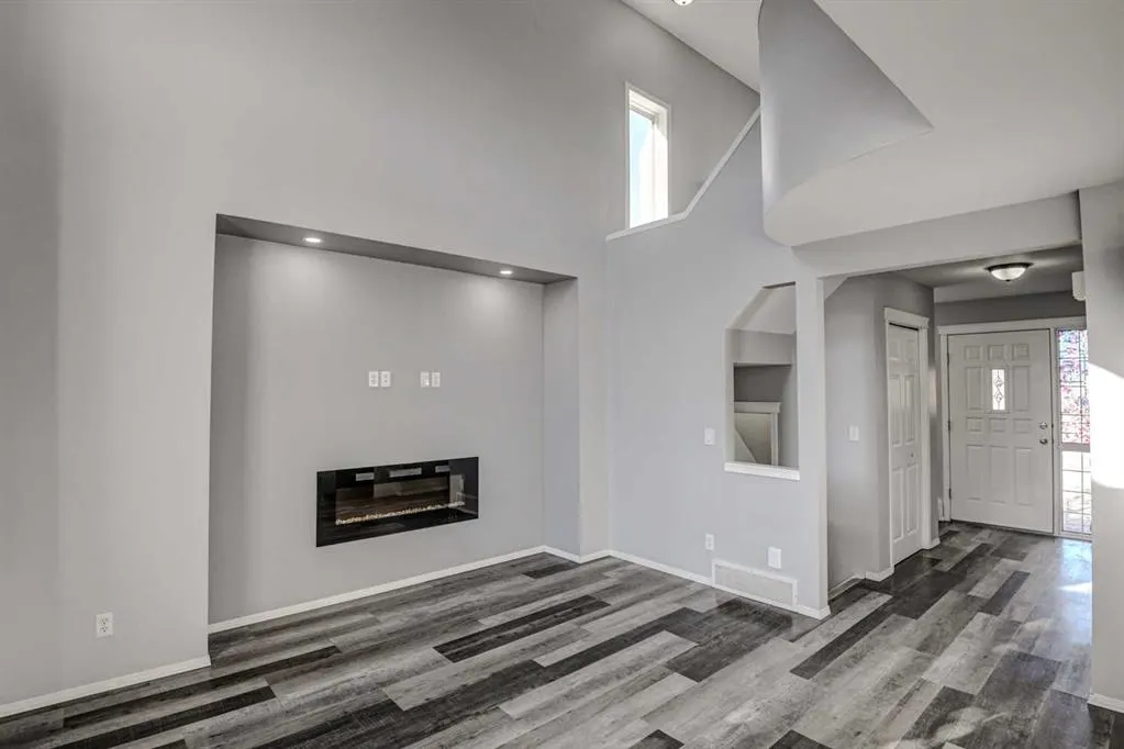 61 Everstone Avenue SW