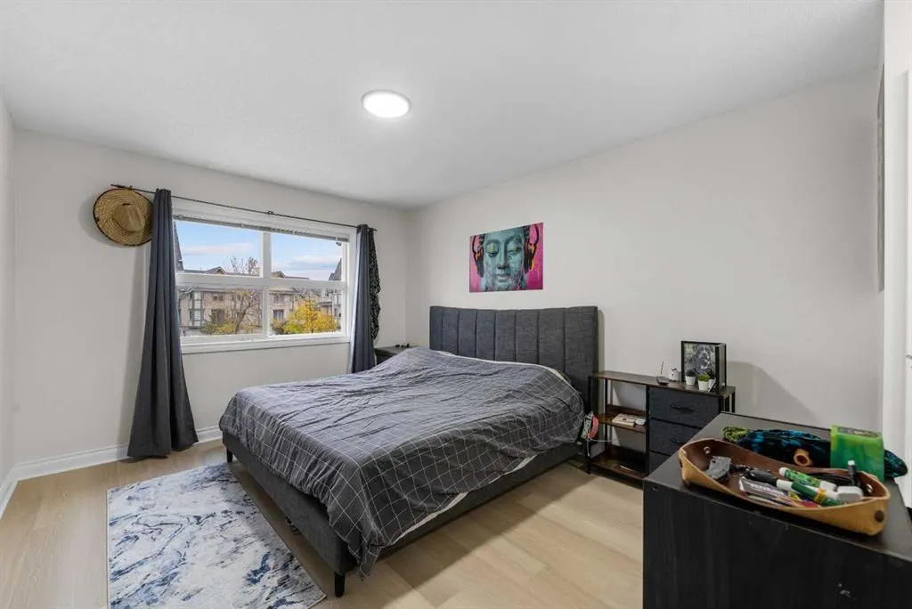 27 Cedarwood Lane SW