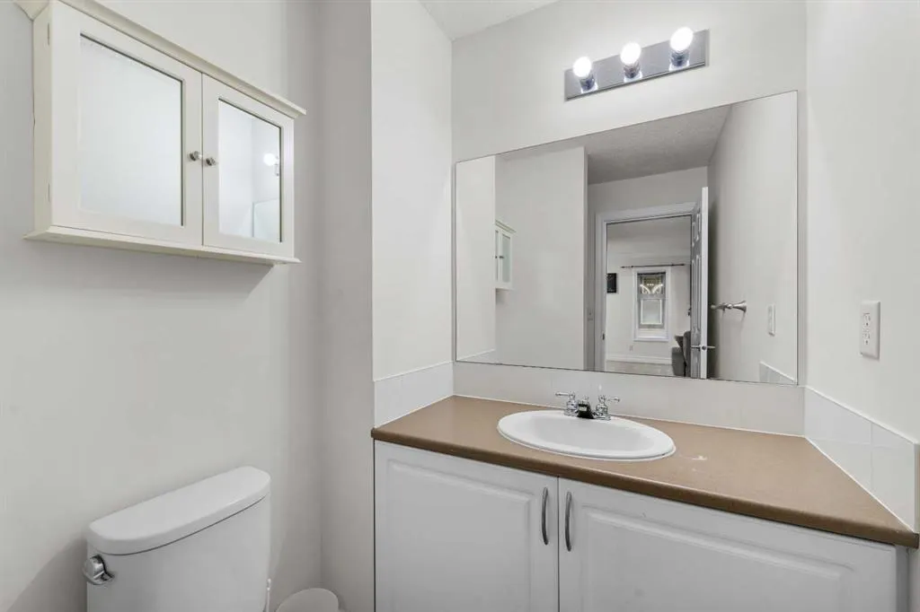27 Cedarwood Lane SW