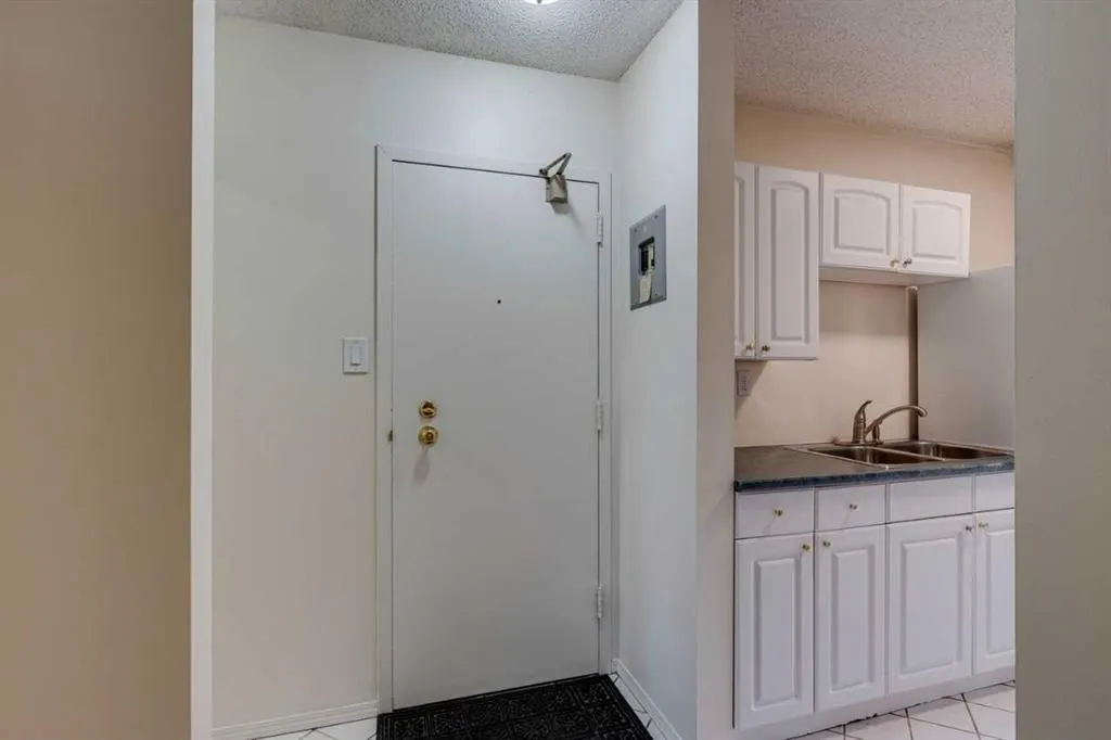 1320 12 Avenue SW, #401