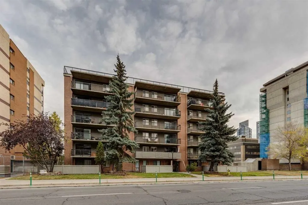 1320 12 Avenue SW, #401