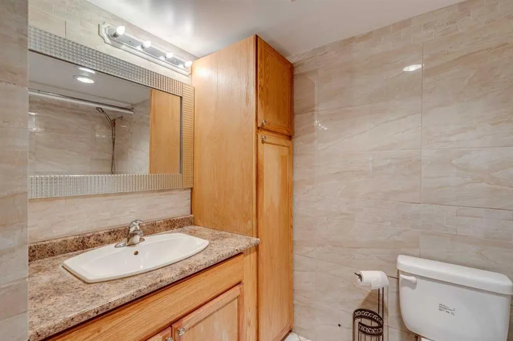 1320 12 Avenue SW, #401