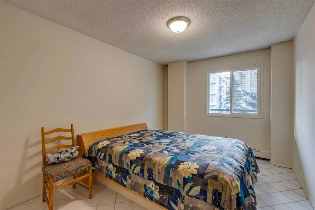 1320 12 Avenue SW, #401
