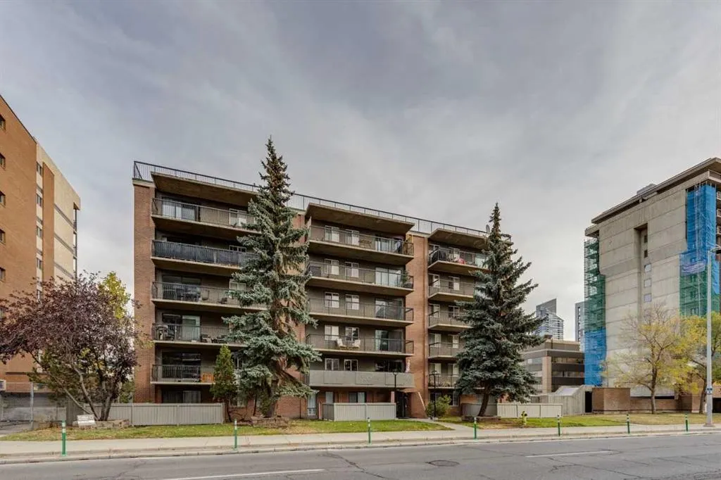 1320 12 Avenue SW, #401