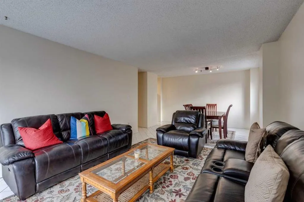 1320 12 Avenue SW, #401