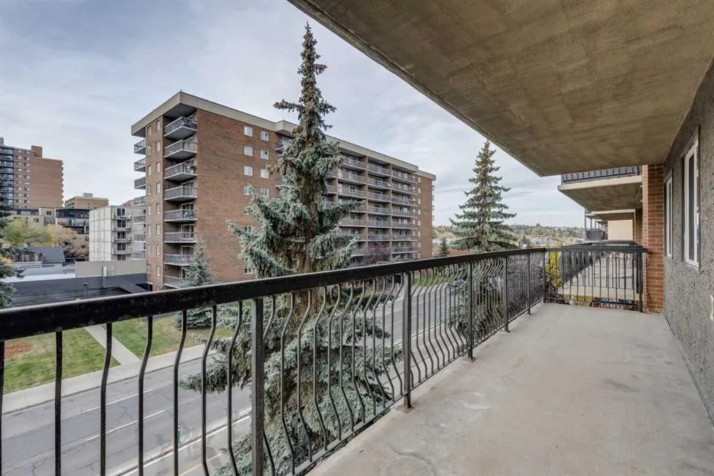 1320 12 Avenue SW, #401