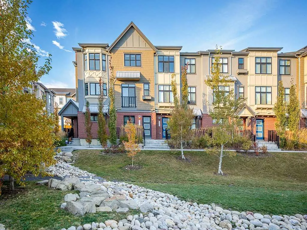 25 Spring Willow Close SW