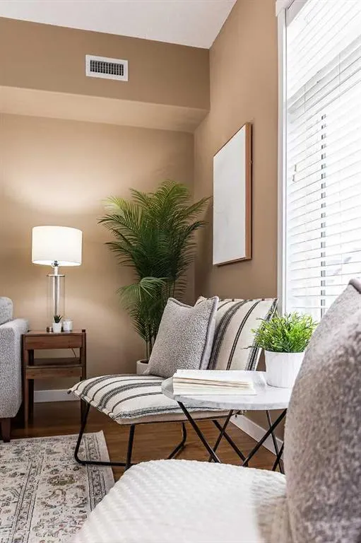 19 Terrace View NE, #501