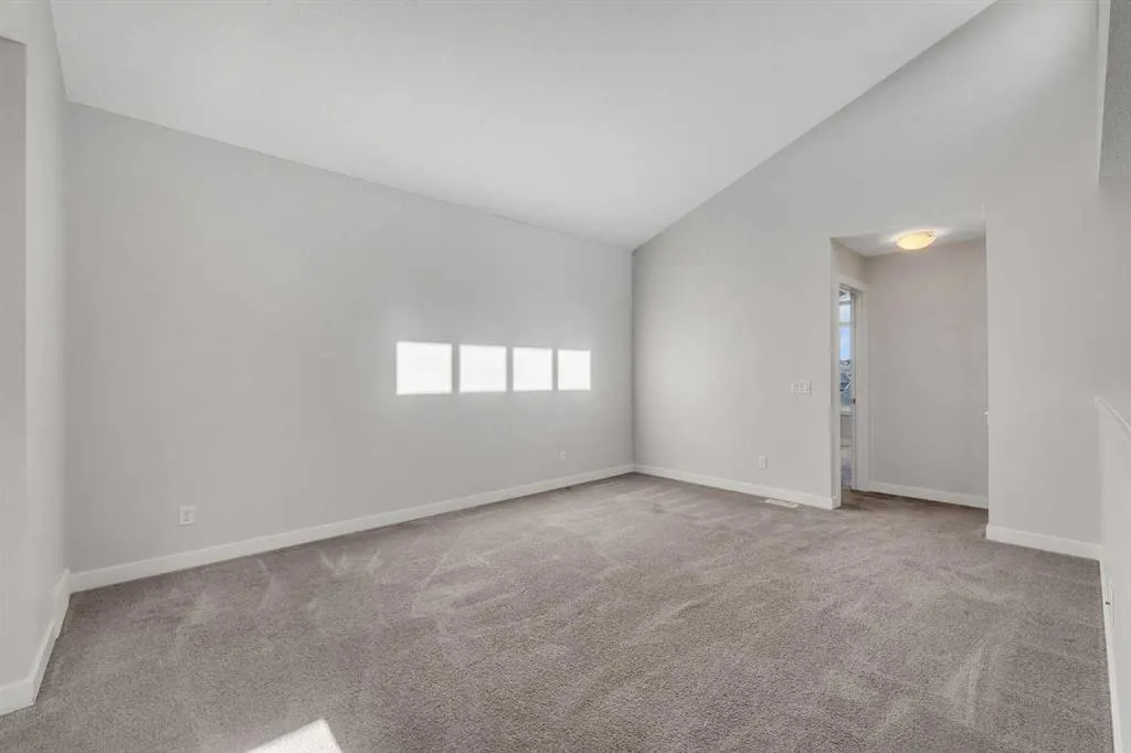 34 Sage Bluff Heights NW