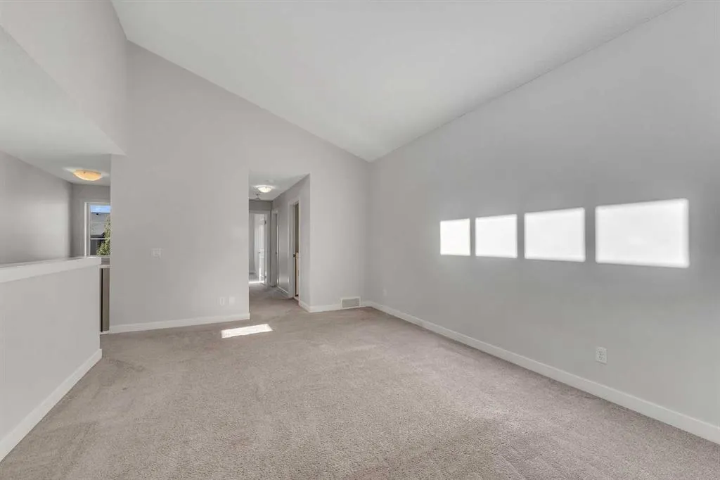 34 Sage Bluff Heights NW