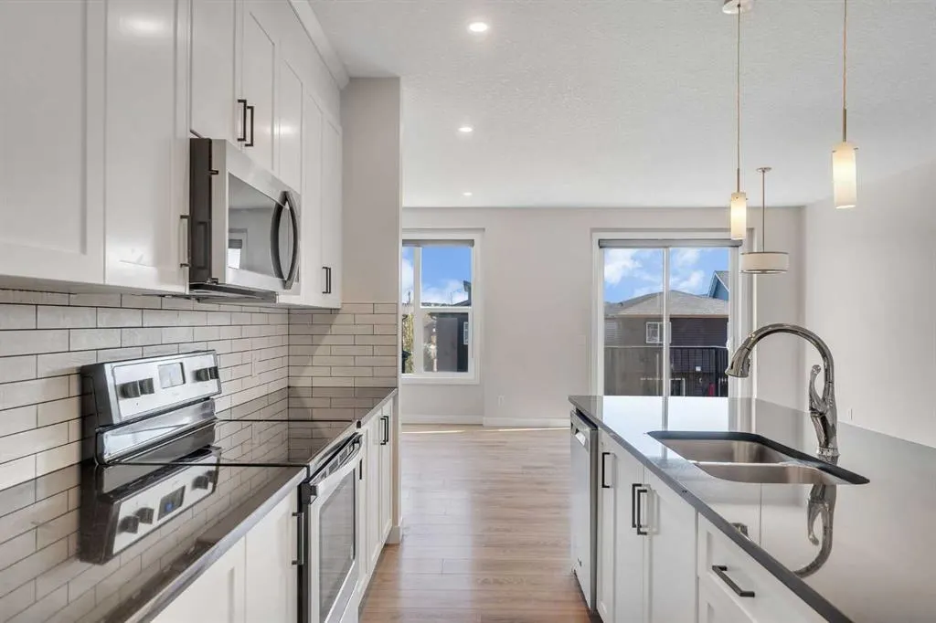 34 Sage Bluff Heights NW