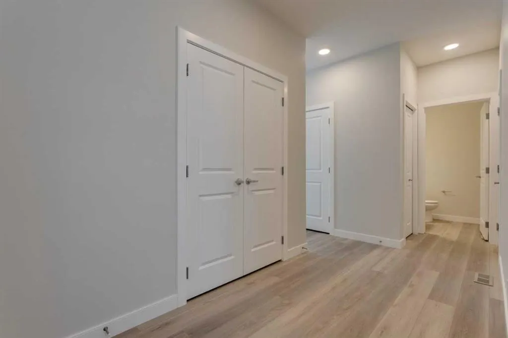 304 Edith Place NW