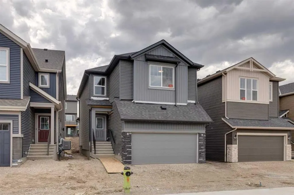 304 Edith Place NW