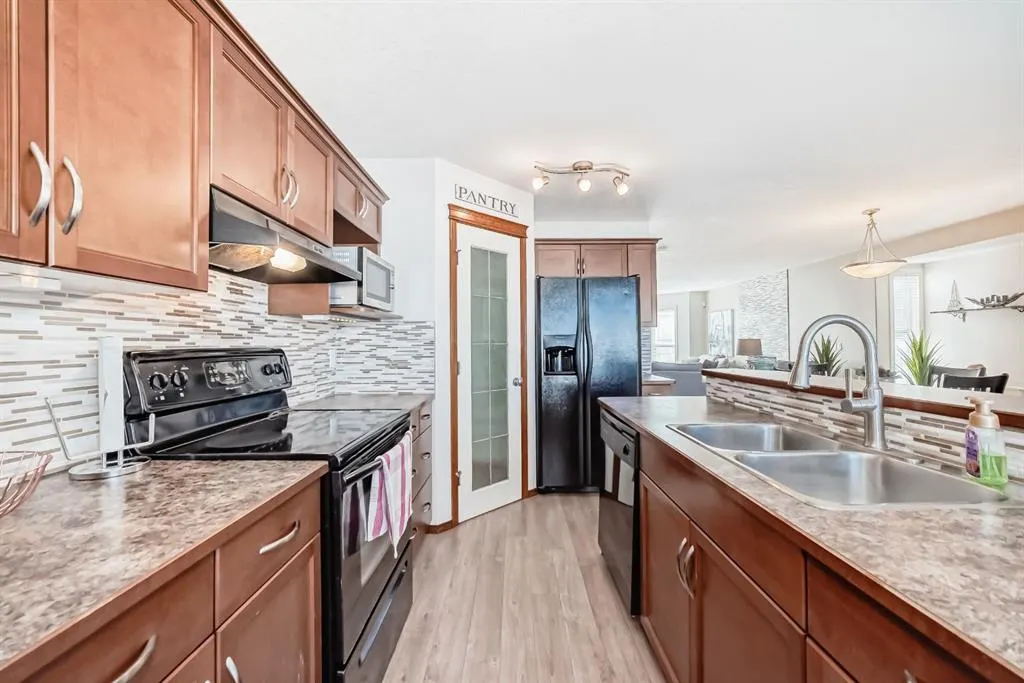 66 Cranberry Place SE