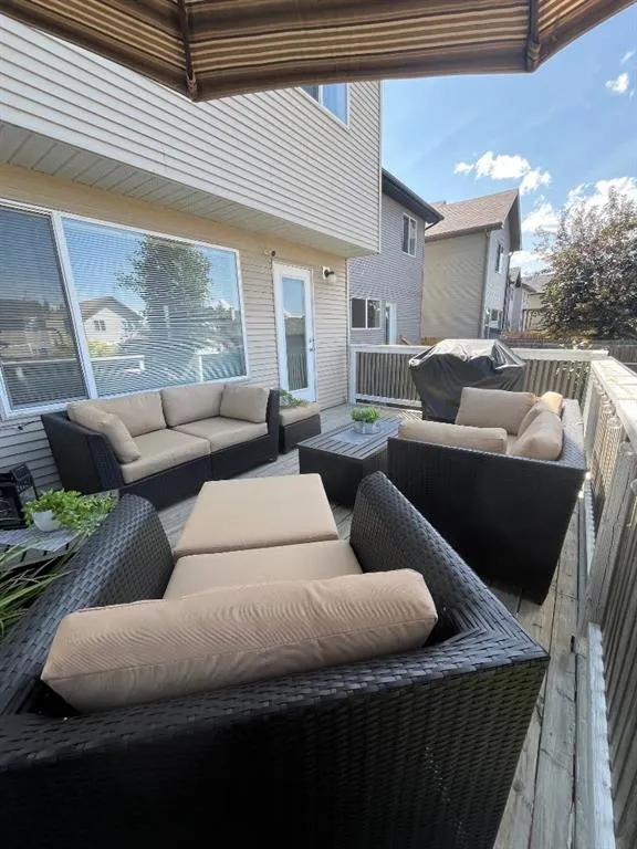 66 Cranberry Place SE
