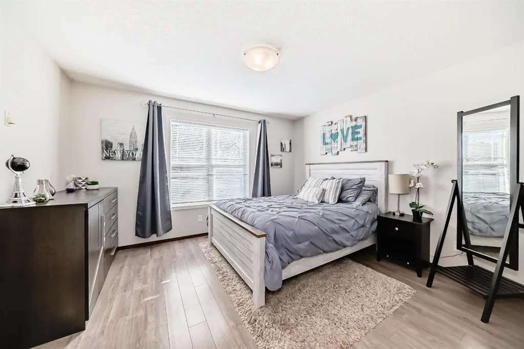 66 Cranberry Place SE