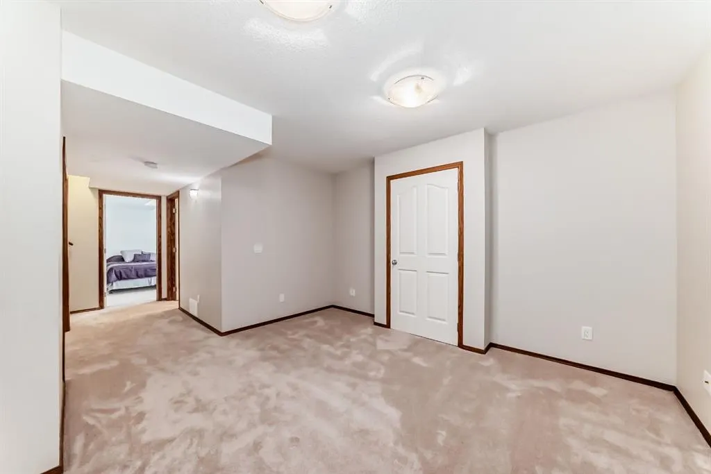 66 Cranberry Place SE