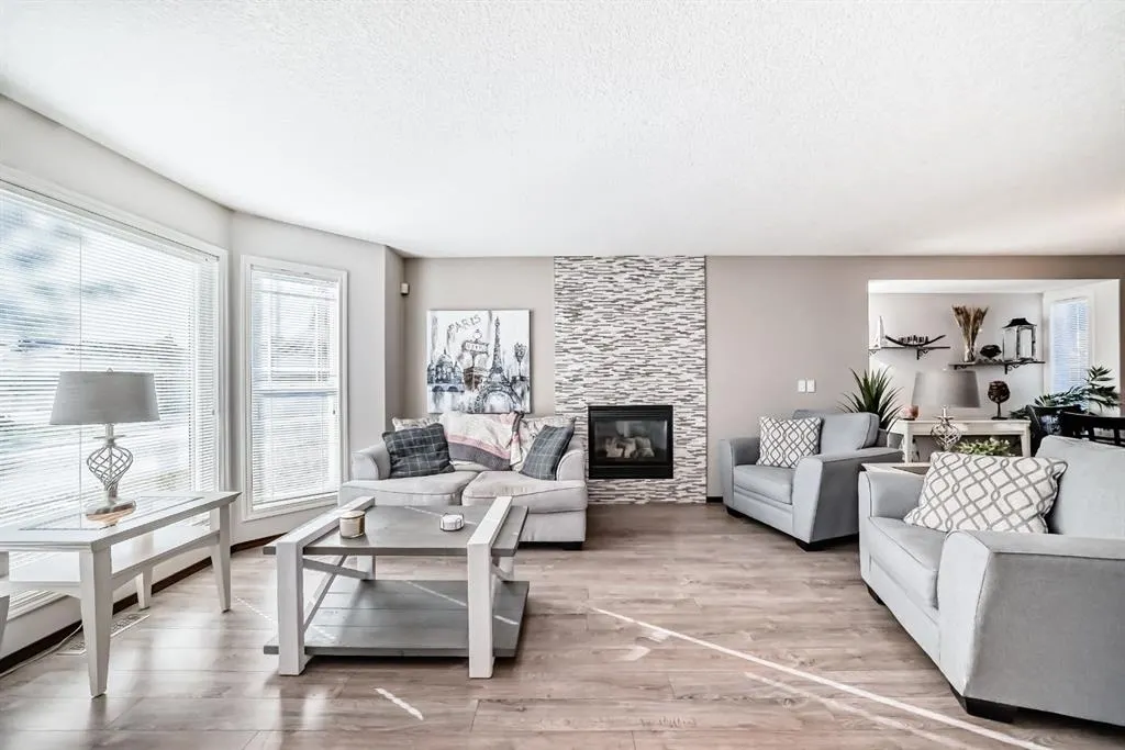 66 Cranberry Place SE