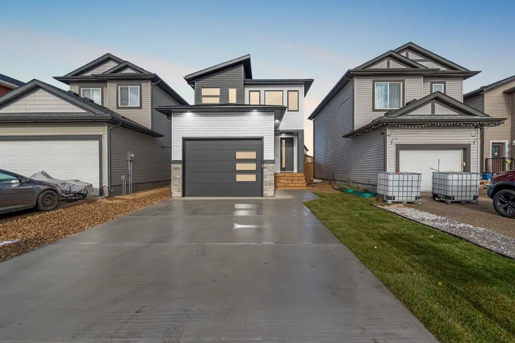 123 Athabasca Crescent