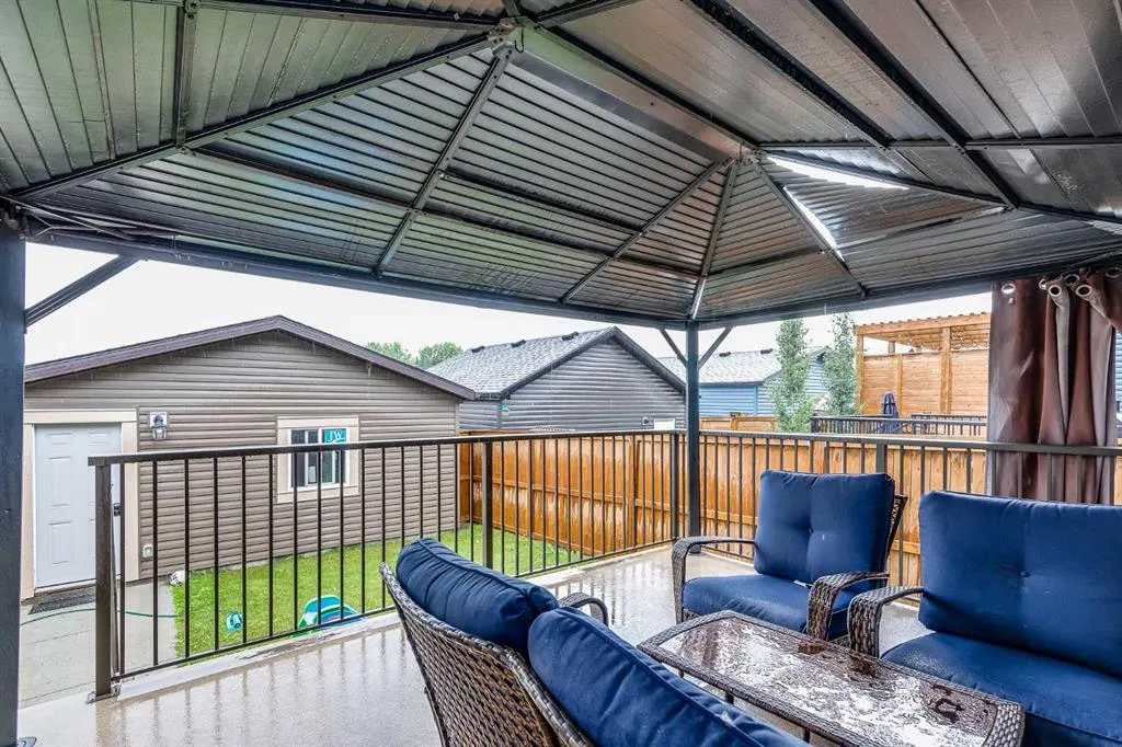 1037 Chinook Gate Heath SW