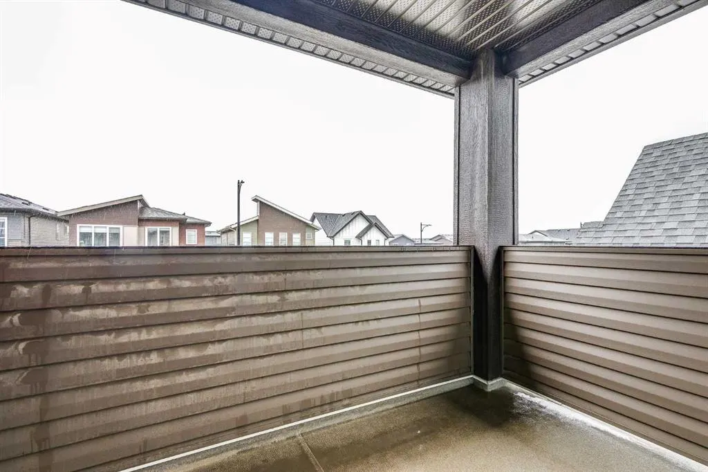 1037 Chinook Gate Heath SW