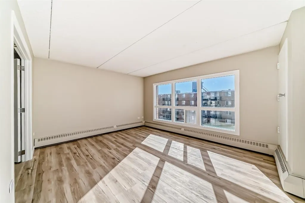 1414 12 Street SW, #605