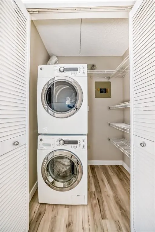 1414 12 Street SW, #605