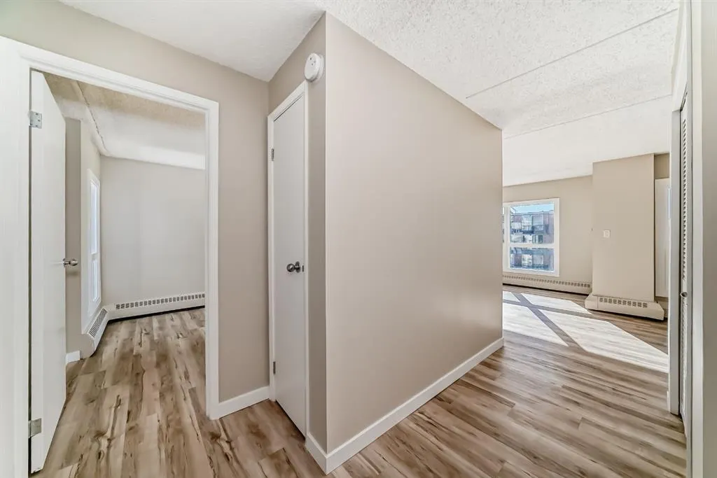 1414 12 Street SW, #605