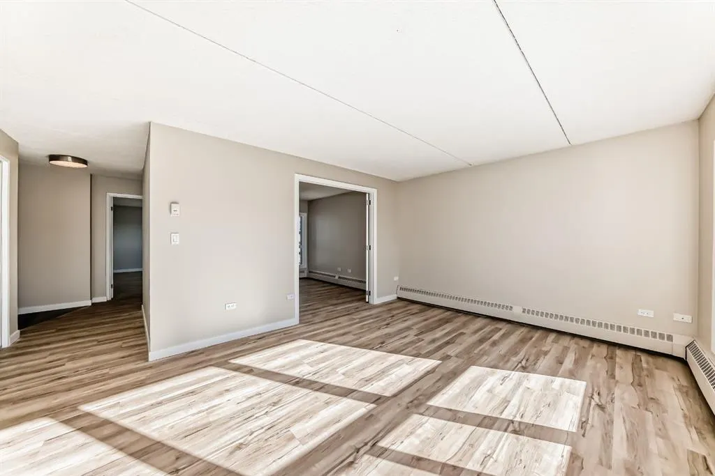 1414 12 Street SW, #605
