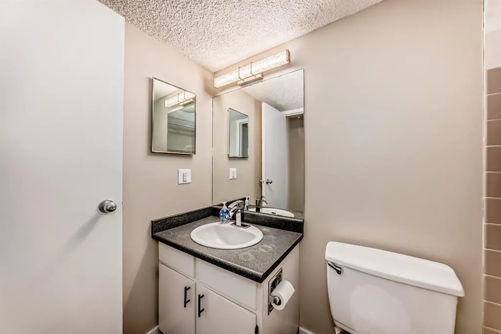 1414 12 Street SW, #605