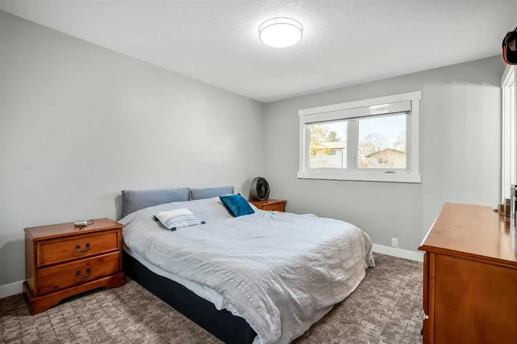 123 Pinemill Way NE