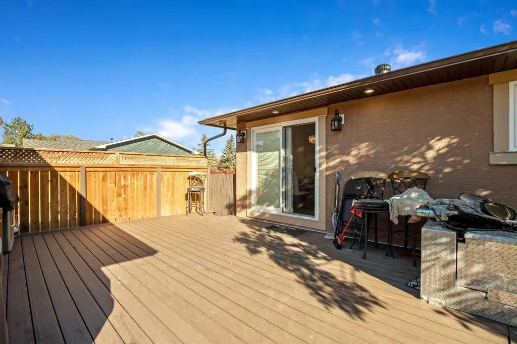 123 Pinemill Way NE