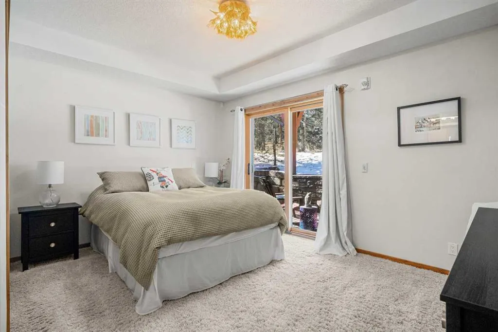 2100A Stewart Creek Drive, #102