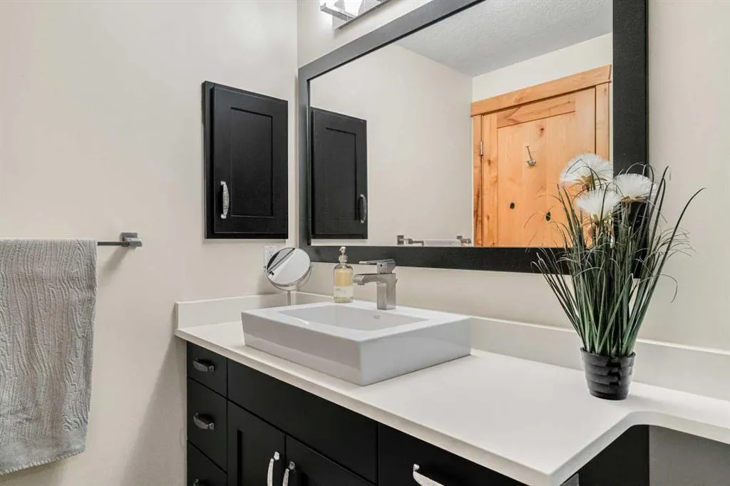 2100A Stewart Creek Drive, #102