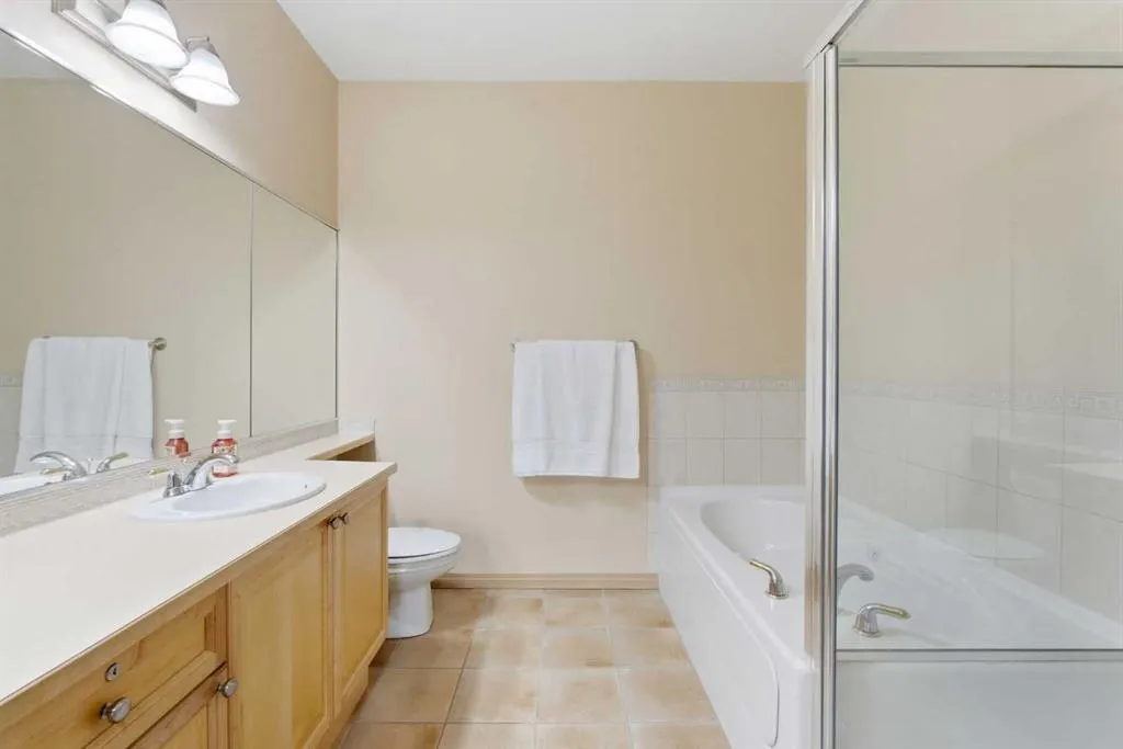 Lake Fraser Court SE, #3107