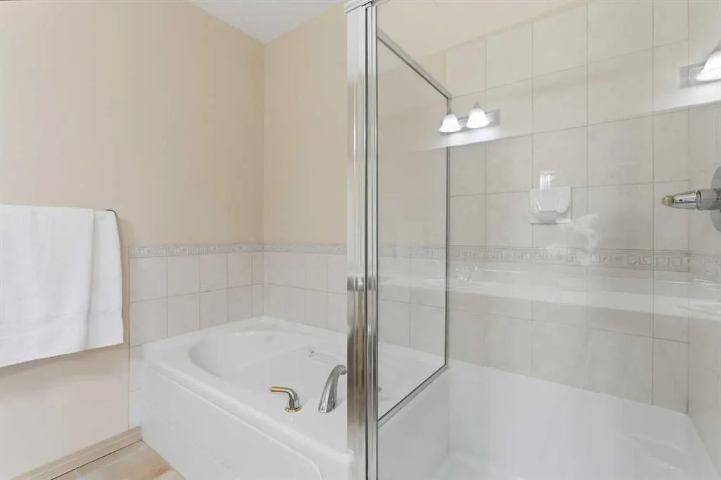 Lake Fraser Court SE, #3107