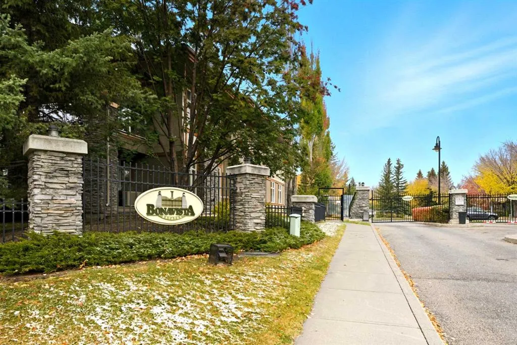 Lake Fraser Court SE, #3107