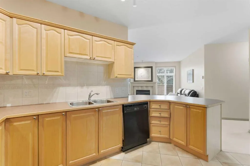 Lake Fraser Court SE, #3107