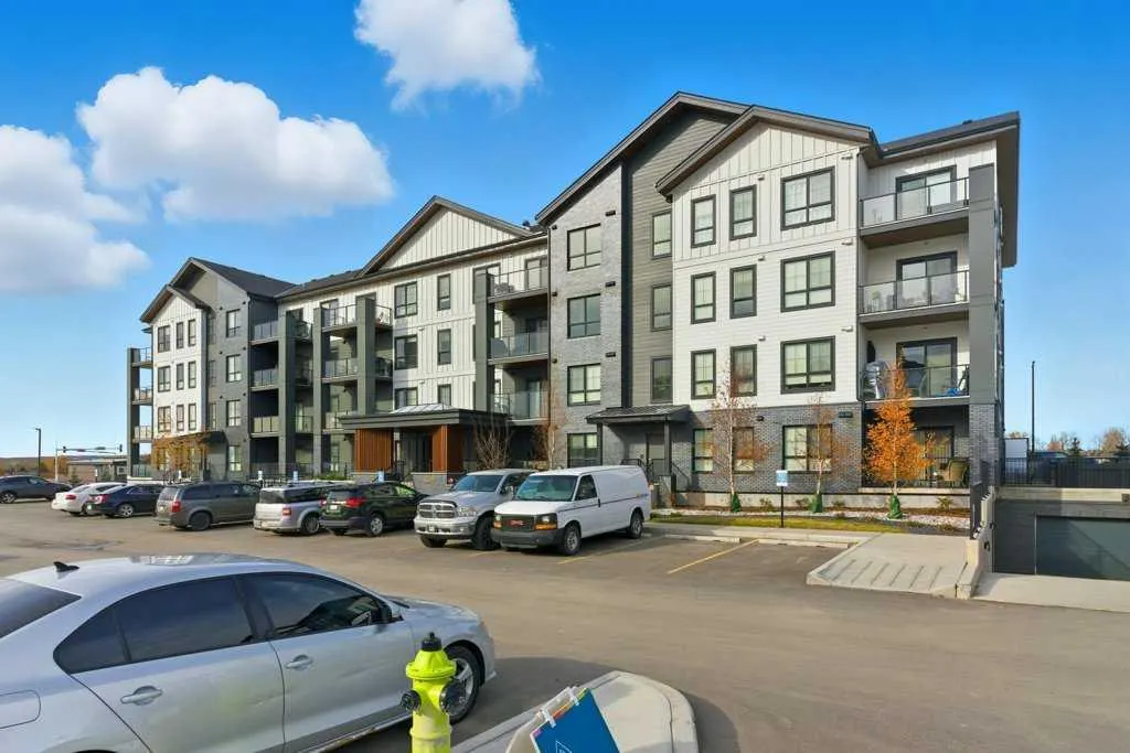 100 Banister Drive, #1107