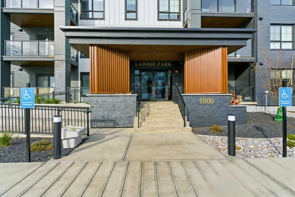 100 Banister Drive, #1107