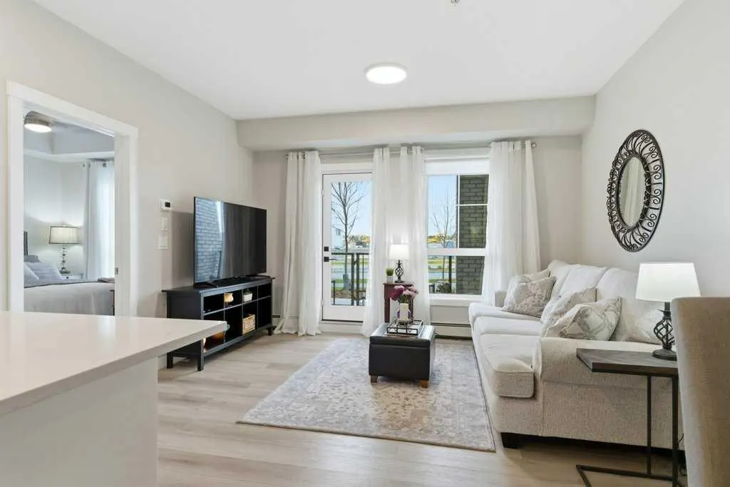 100 Banister Drive, #1107