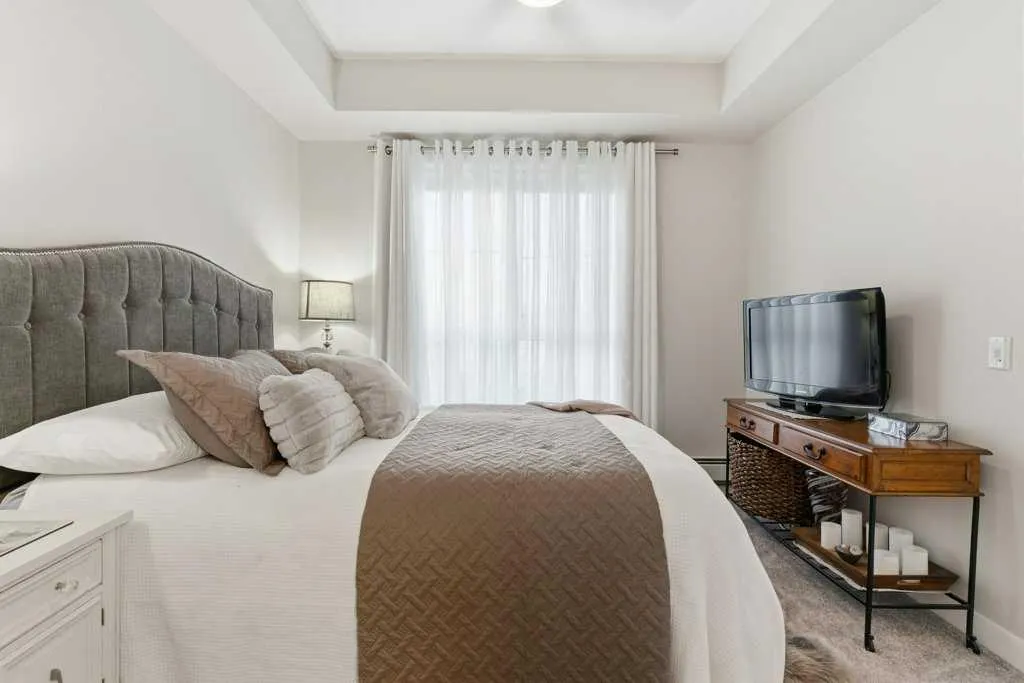 100 Banister Drive, #1107