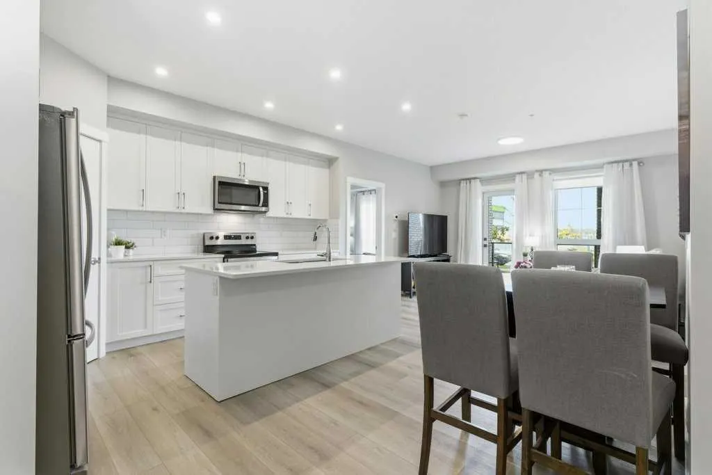100 Banister Drive, #1107