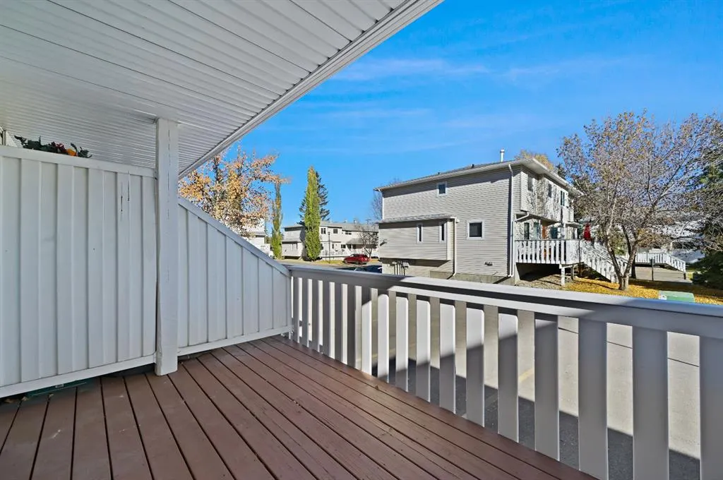 571 Killarney Glen Court SW